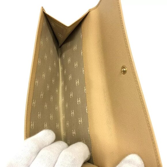 CHANEL COCO Button Wallet Bi-fold Wallet Long Wallet Beige/GoldHardware - Picture 15 of 16